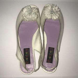 Everybody by B.Z. Moda White Bianco Glove Sandles